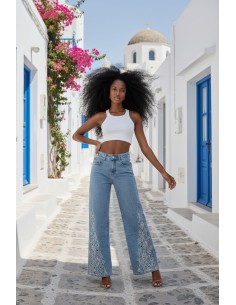 vaquero bordado calado